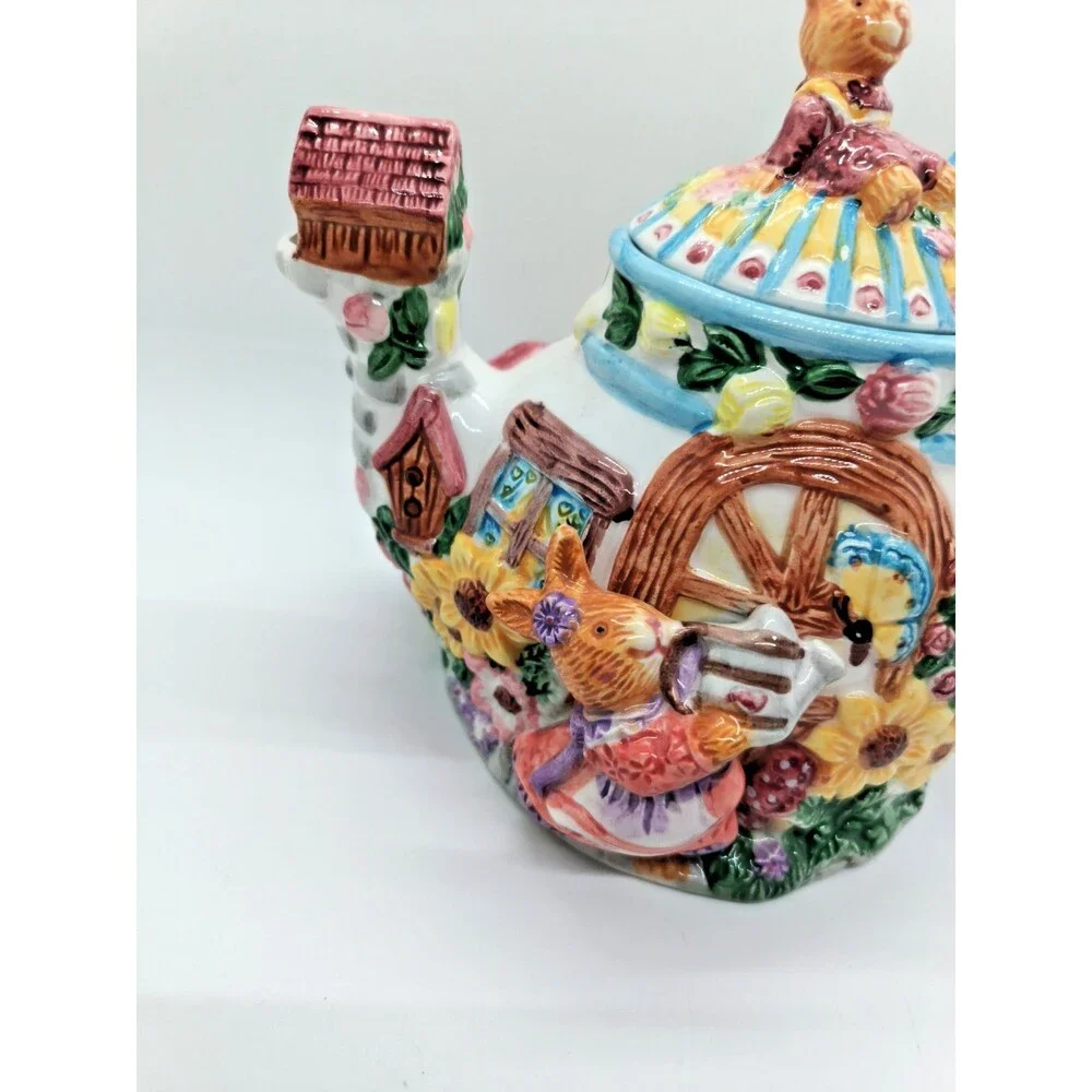 Vintage Bunny Rabbit Garden Teapot – Spring Easter – Merc Asia 1999 – Rare